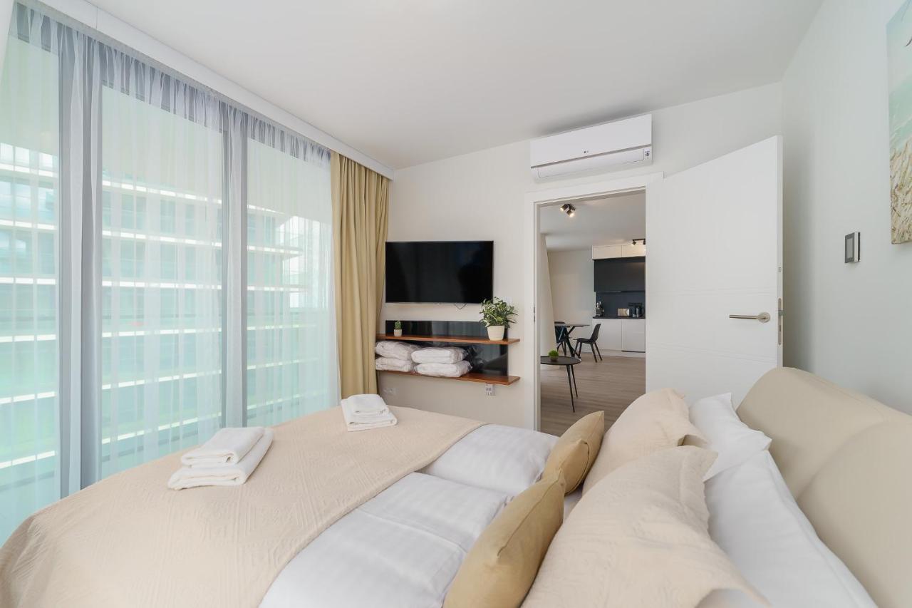 Sea Waves Apartament Resort & Spa 428B By Noclegi Renters Мендзыздрое Экстерьер фото